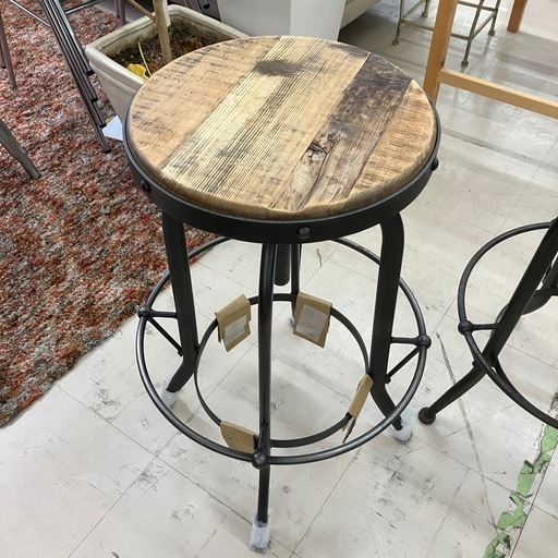 中古美品　インダストリアル　アイアンチェア　スツール　2個ペア　高さ調整可能　公田店