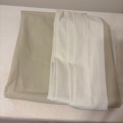 【決定】ニトリ 遮光1級・遮熱・遮音カーテン（オフホワイト）100×178cm×2枚セット／洗濯済み・状態良好／500円の画像