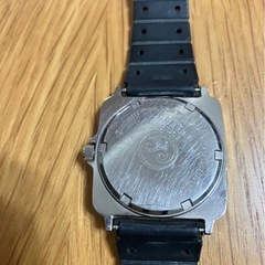 SEIKO QUARTZ Silver Waveの画像