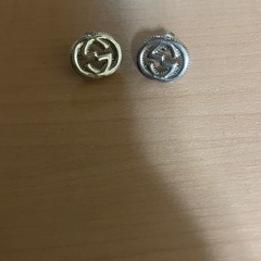GUCCIピアス