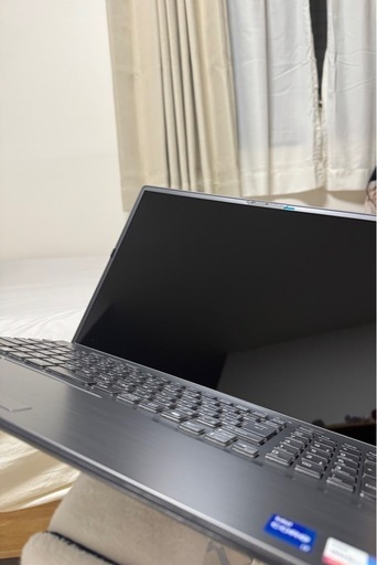 富士通 ノートパソコン  新品未使用 16インチ