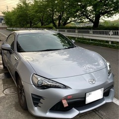 トヨタ86 後期 Zn6 令和元年式 6MT カスタムパーツ総額...
