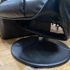 リクライニングパーソナルチェア ブラック オットマンなし 中古の画像