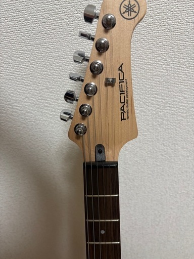 PACIFICA　エレキギター　PAC112V