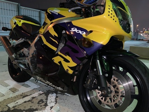 CBR900RR SC33前期
