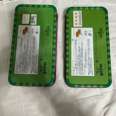 スチール箱2つ　の画像