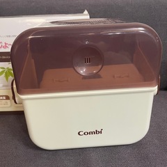 美品！Combi 哺乳瓶除菌　電子レンジの画像