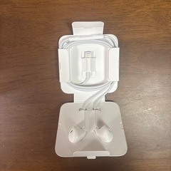 純正iPhone Lightning端子　イヤホン　 の画像