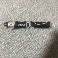 充電式ドライバドリル　充電器なし。の画像