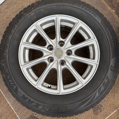 215/65r16アルミホイール　スタッドレスタイヤ