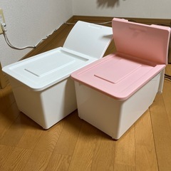 【お取引終了】ニトリ 白＆ピンク 収納ケースの画像