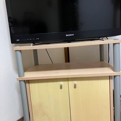 テレビ台キャスター付き
