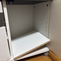 テレビ台の画像