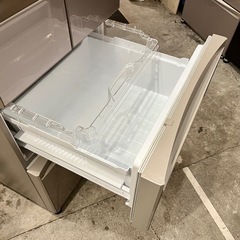 《売約済》【武蔵小山店】 MR-B46C 三菱 冷蔵庫 MITSUBISHI 大型冷蔵庫 5ドア 455L フレンチドア 観音開き 自動製氷 真ん中野菜室 高年式 ノンフロン 静音 省エネ 家電 大容量 ファミリー向け ガラストップ スマートデザイン キッチン家電 中古 美品 格安 引越し 家電セット 一人暮らし 二人暮らし 家族向け 2018年製 3ドア　３ドア　４ドア　4ドア　500Lの画像