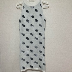 GYDAニットワンピース