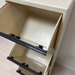 多段分別ゴミ箱
の画像