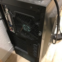 パソコン（ディスプレイなし）の画像