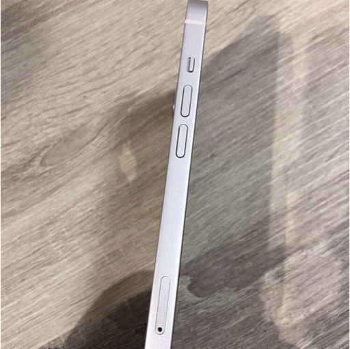 iPhone13   SIMフリー