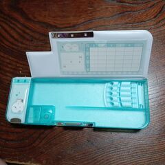 筆箱【シマエナガ】　新品未使用　美品の画像