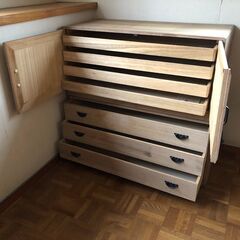 桐だんす引き出し7段　※同じ家にある他の家具も出品中です※の画像