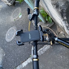クロスバイク 黒×黄の画像