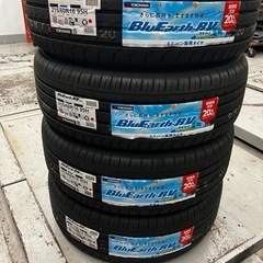 215/60R16 95H ヨコハマ RV-03 RV03 ブル...