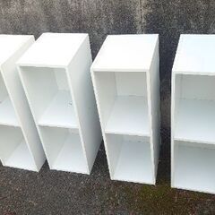 楽しい『カラーボックス』(サイズ 24✕30✕70)４個あります...