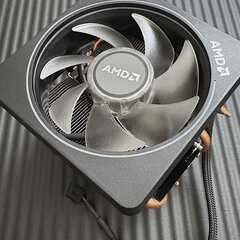 AMD CPU Ryzen 7 3700Xの画像