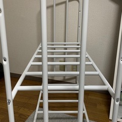 布団収納ラックの画像