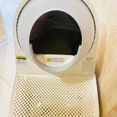ネコの自動トイレの画像