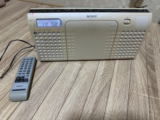SONY 日本語表記のスリムデザイン 語学学習に役立つ再生速度調整 SONY CDラジオZS-E70