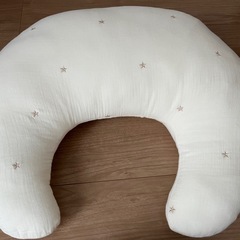 【美品】サンデシカ授乳クッション