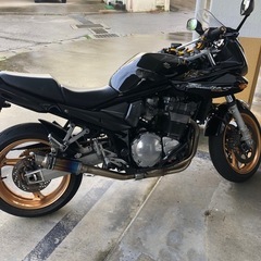 スズキバンディット 1200sファイナルエディション
