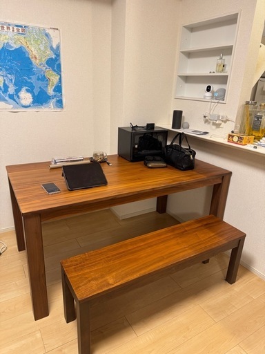 天然木ダイニングテーブル