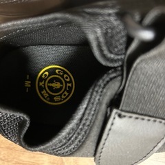 新品未使用 シューズ スリップオン 23-23.5cm ゴールドジムの画像