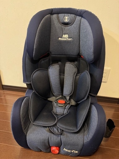 ジュニアシート　ISOFIX シートベルト固定可