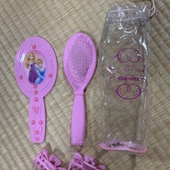 ディズニーオンアイス　ヘアブラシセット