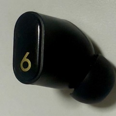 Beats by Dr Dre Beats Studio Buds+
の画像