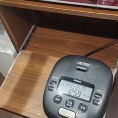 【5/26までにお渡し】木製食器棚の画像