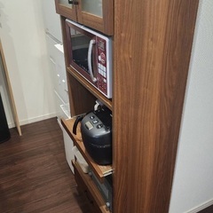 【5/26までにお渡し】木製食器棚の画像