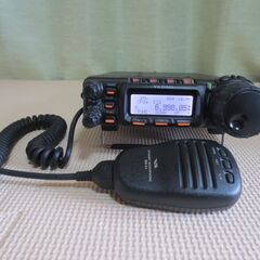 アマチュア無線機　YAESU　 FT-857 HF帯/VHF帯/...