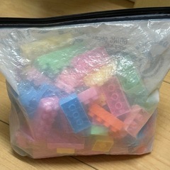 小さいブロックの画像