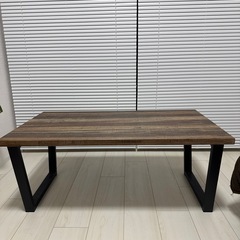 フリーテーブル