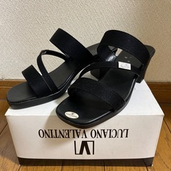 LUCIANO VALENTINO 黒 コンフォートサンダル Mの画像