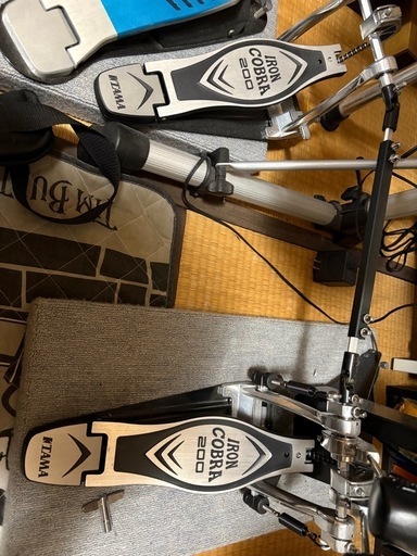 ドラム　ツインペダル