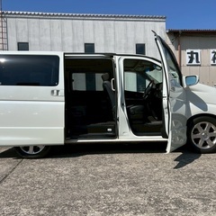 極上車☆希少☆ツインサンルーフ付き☆フリップダウンモニター付き☆月々1.2万円〜分割払い可❗️車検2年付き！大人気☆日産 エルグランド☆8人乗り☆ナビ付き☆走行中DVD見れます☆ETC付き☆バックカメラ付き☆ドラレコ付きのフル装備☆電動スライドドア☆ウィンカーミラー☆フル装備☆事故修復歴無し☆車内広々三列シート‼️の画像