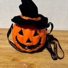 ハロウィン　USJ　首掛けプラスチックケース②の画像