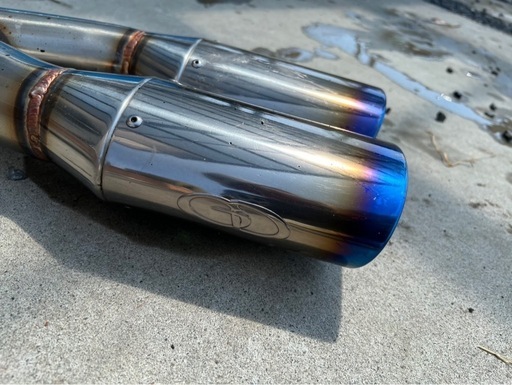 ヴェルファイア30、ガナドールマフラー