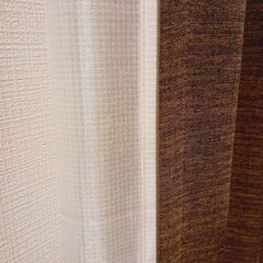 激安💥購入11,480円→出品6,500円💰️【使用期間4ヶ月】230cm用の遮光1級❣️消臭カーテン4枚セット🤗💕4枚11,480円で購入🥰ニトリさんです。こちらのページは、メインカーテンとレースカーテンのセットページです。単品出品は少し割高とさせていただきます😊🙏名古屋市吹上駅近くでのお取引です。お問い合わせください🥰フルセットで、すぐに使えます❣️の画像