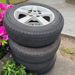 プレマシー純正ホイール195/65R15 6J +52.5 PCD114.3の画像
